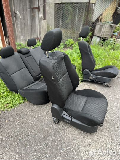 Салон кресла mazda 3 bl