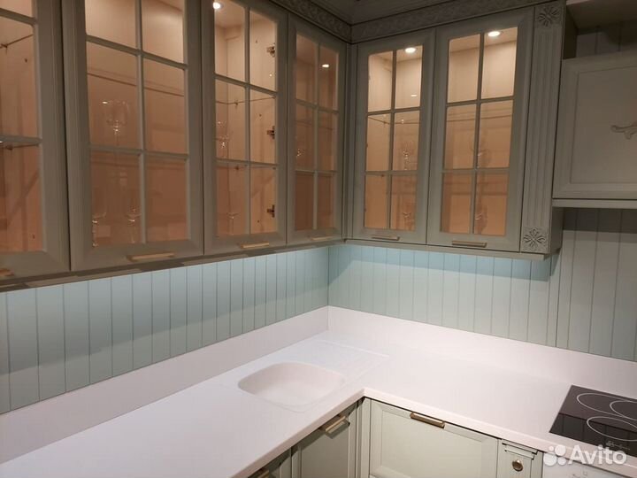 Гарнитур для кухни разные цвета фасадов