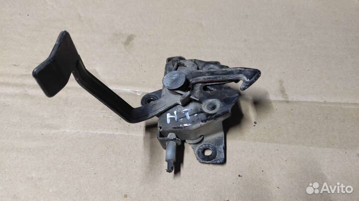 Замок капота хундай туксон 1