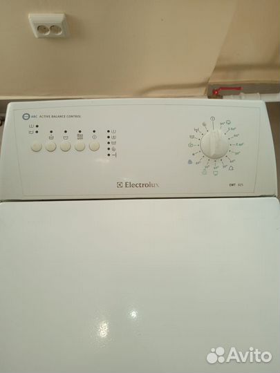 Стиральная машина Electrolux EWT1011