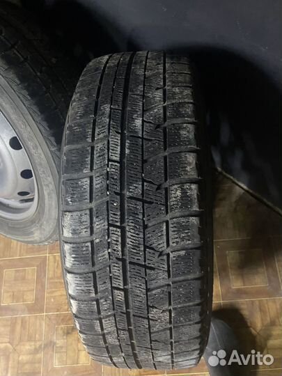 Yokohama 104ZR 185/65 R15 88F