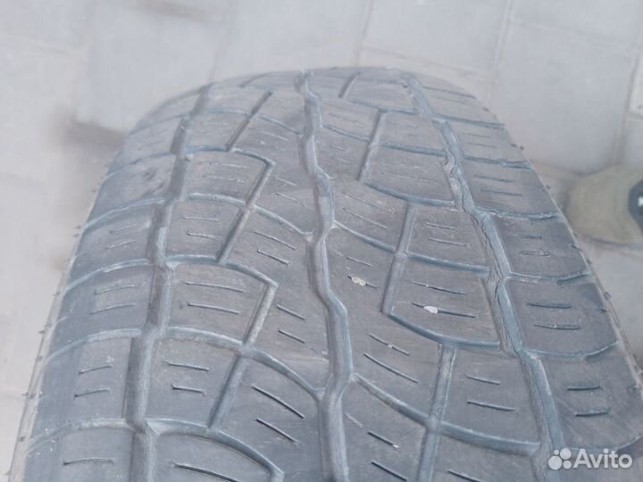 Bridgestone Dueler 684 215/65 R16