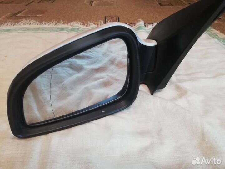 Левое зеркало заднего вида Opel астра h