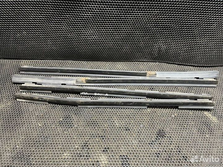 Уплотнители стекол наружные Volkswagen Bora