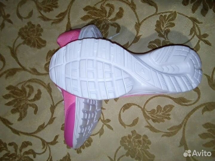 Кроссовки Новые Demix 35