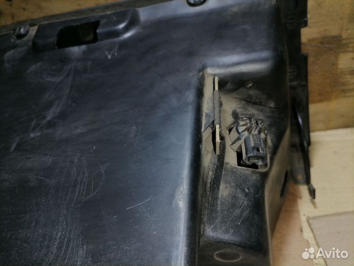 Бардачок Toyota Camry XV10