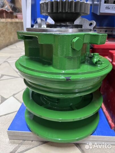 RE572544 john deere Привод вентилятора