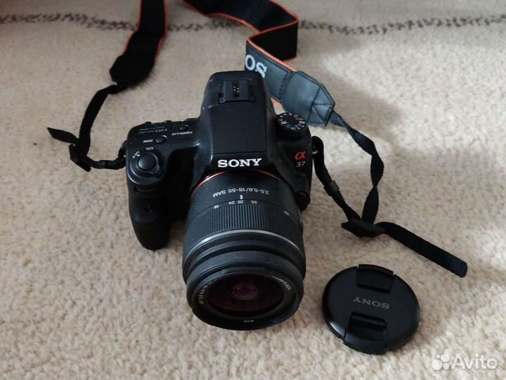 Зеркальный фотоаппарат Sony a37
