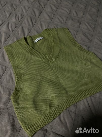 Жилетка вязаная