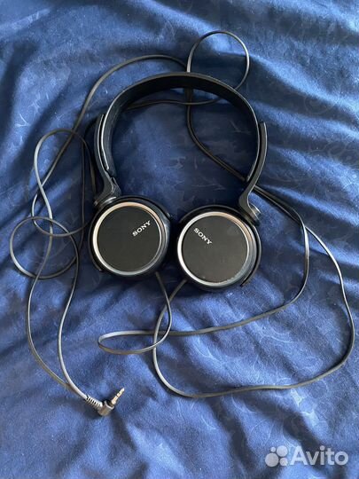 Наушники Sony
