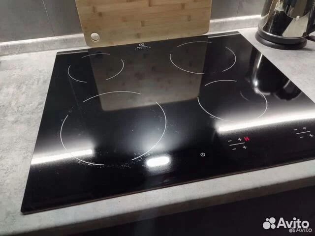 Ремонт электрических плит/Духовых шкафов/Индукций