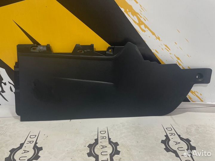 Накладка центральной консоли правая Lexus Rx