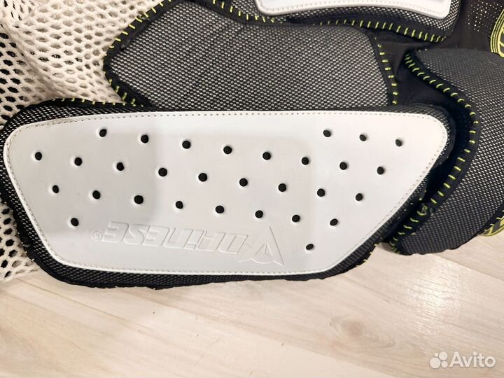 Защитные шорты Dainese Action Short - размер M