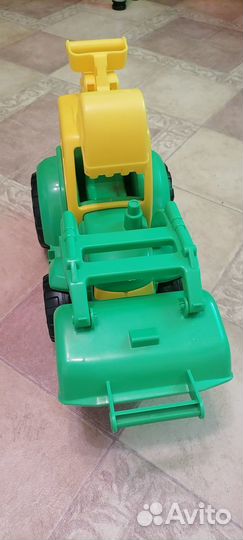 Новый трактор