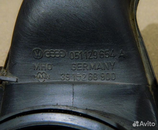 Воздуховод VW Passat B3 1.8