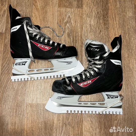 Коньки хоккейные SK CCM 40 Sr 44