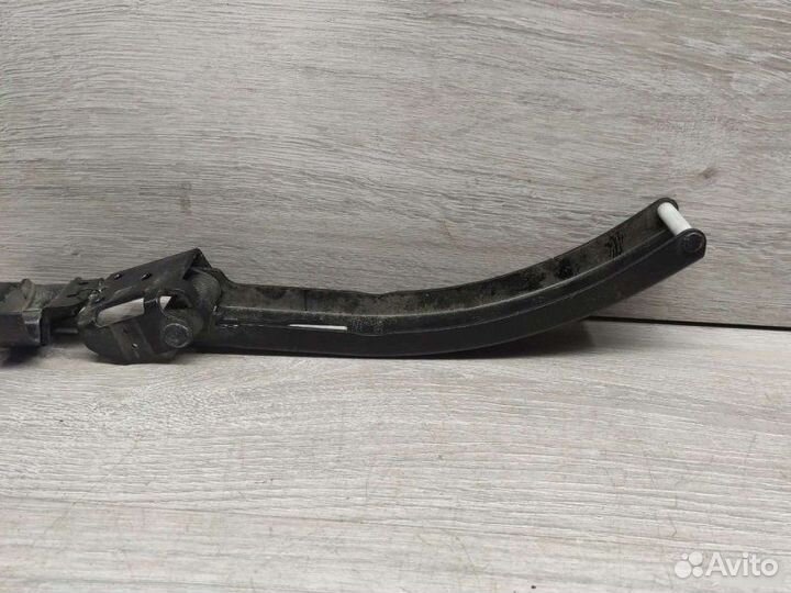 Ограничитель двери Mercedes Sprinter W906