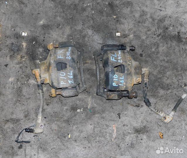 Суппорт передний Nissan Primera P10 (Примера)