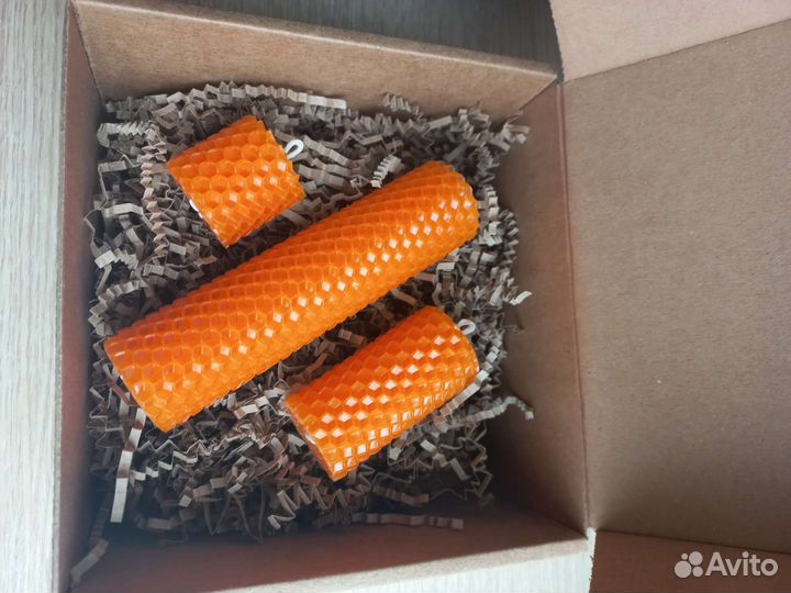 Коробка подарочная с наполнителем (новая)