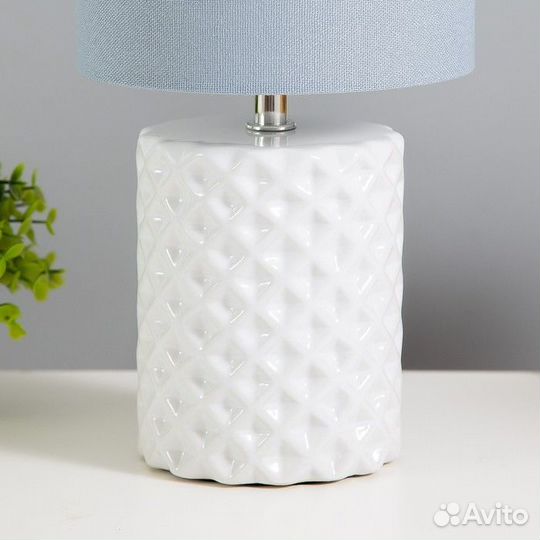 Настольная лампа 'Бернард' 1х40Вт Е14 пр-1,6м белы