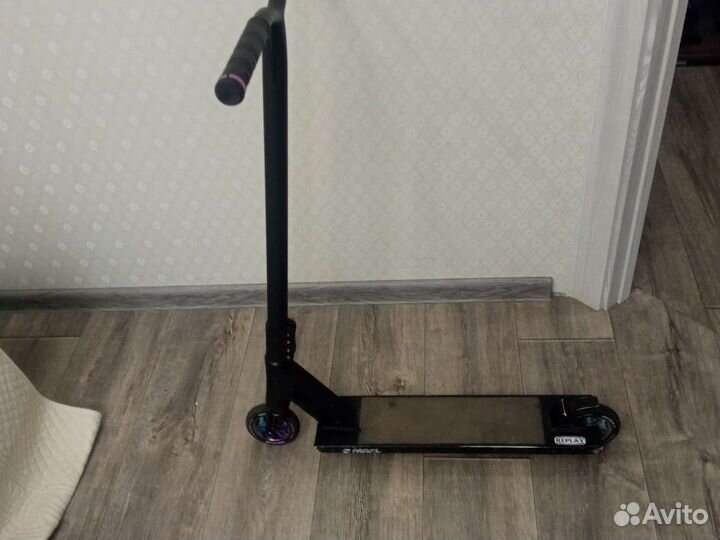 Трюковой самокат novatrack