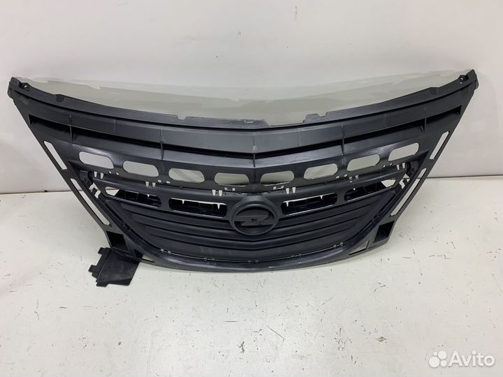 Решетка радиатора основа opel meriva B