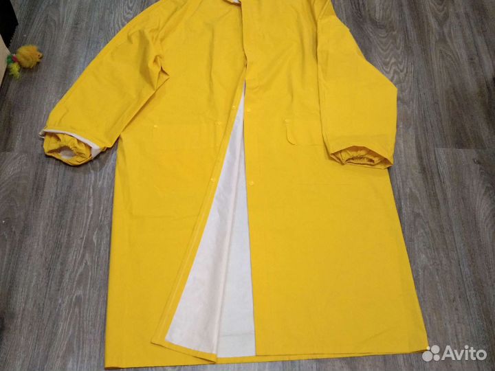 Плащ влагостойкий