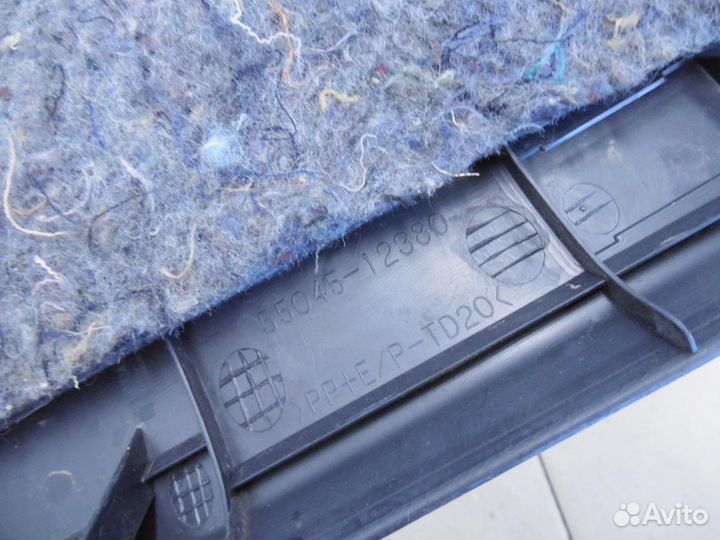 Накладка (кузов внутри) Corolla E15 2006-2013