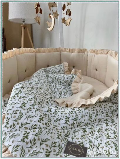 Бортики в кроватку новые муслиновые