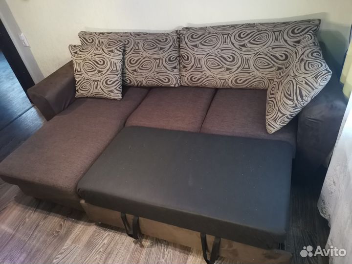 Угловой диван