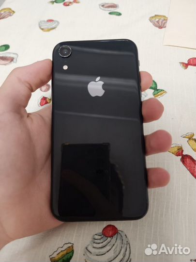 iPhone Xr, 64 ГБ