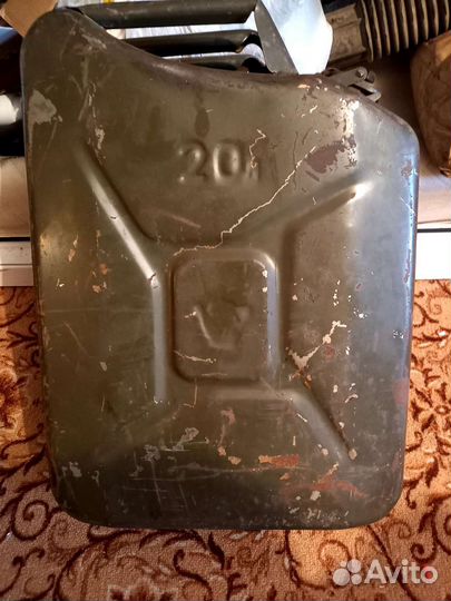 Канистра 20 литров железная