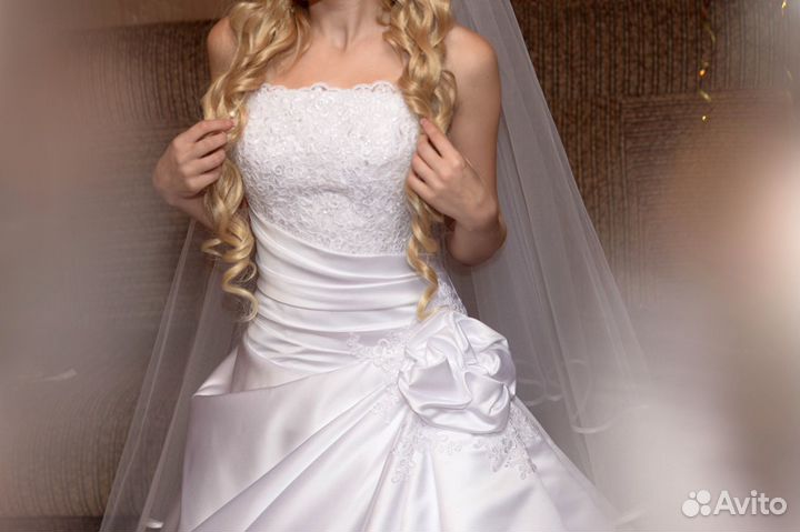 Продам свадебное платье