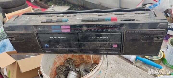 Магнитофон International