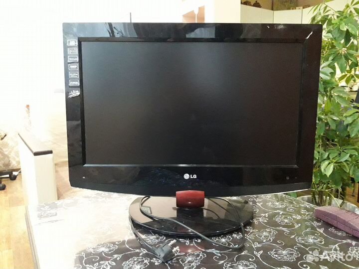 Телевизор LG 26lb75