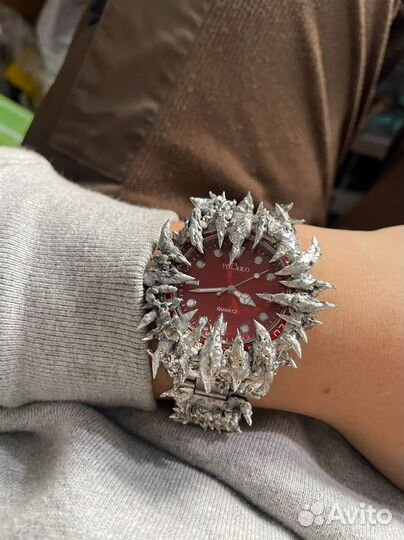 Часы by venom by opium