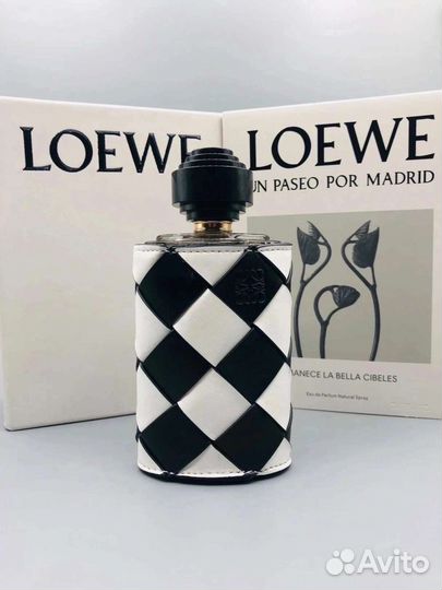 Loewe amanece LA bella cibeles