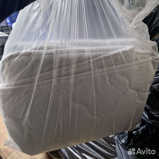 Постельное белье, одеяло, наматрасники