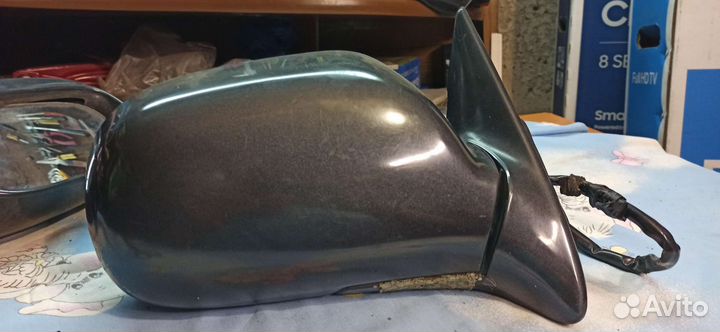 Боковое зеркало тойота L+R