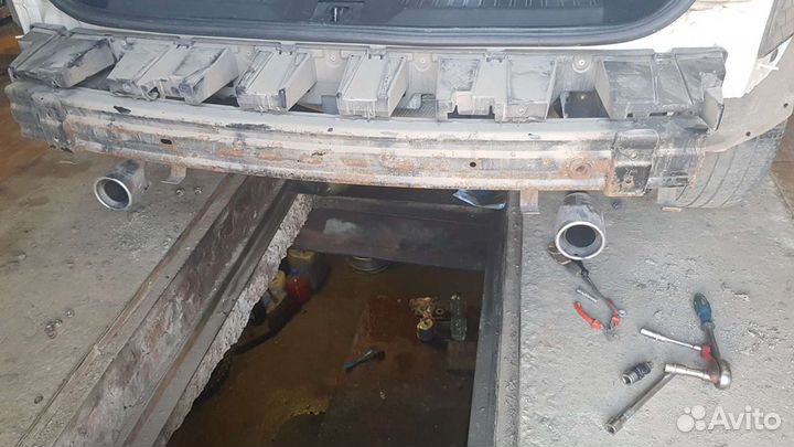 Усилитель бампера