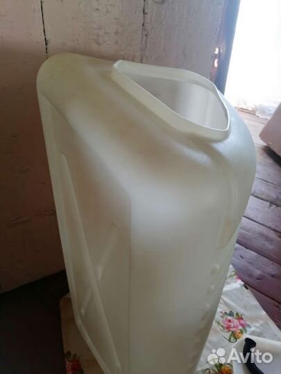Бак для воды от машины полуавтомат