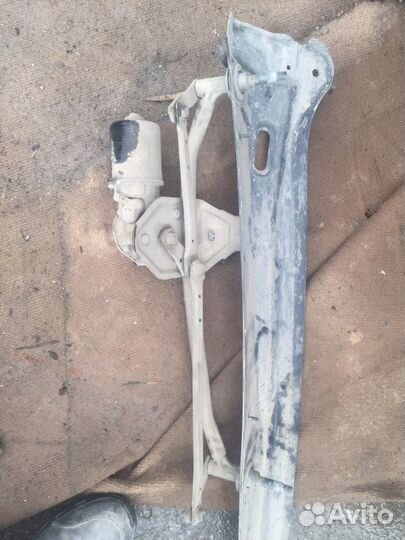 Трапеция дворников Renault Trafic