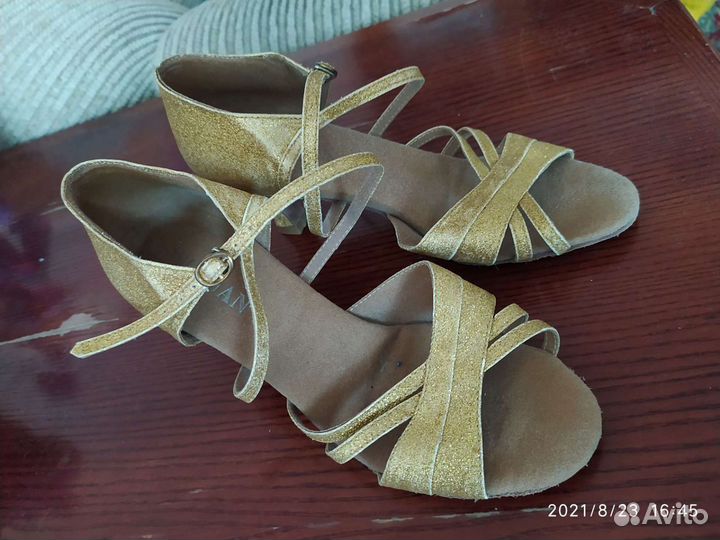 Бальные туфли