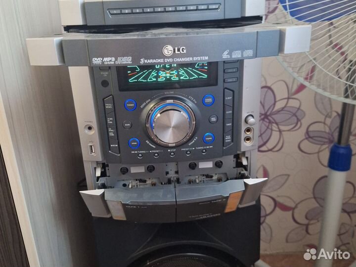 Музыкальный центр lg с флешкой и караоке