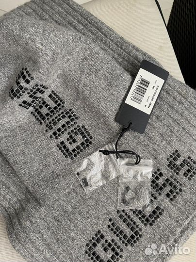 Шапка и шарф «guess”