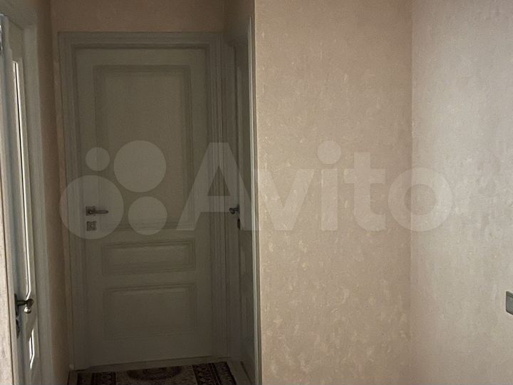 3-к. квартира, 88,1 м², 1/17 эт.
