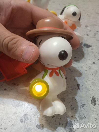 Happy meal Snoopy макдональдс