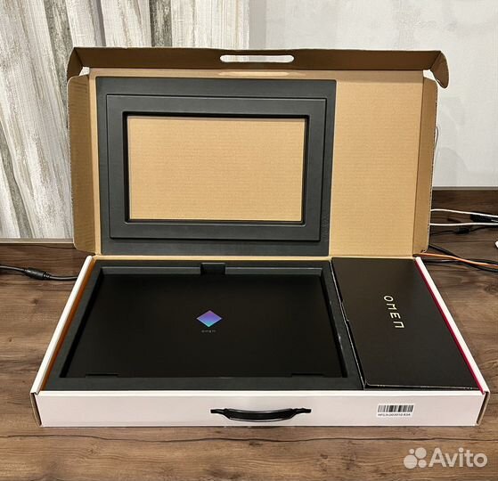 Ноутбук игровой HP Omen 17-CK0026UR (4E1T9EA)