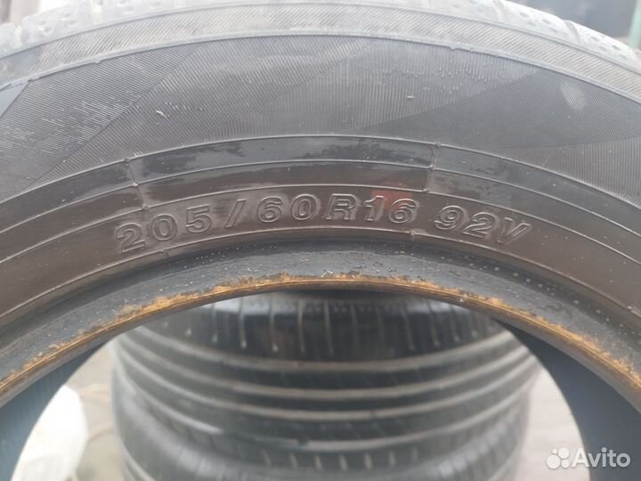 Yokohama BluEarth-A 205/60 R16