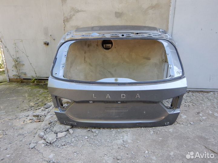 Крышка багажника LADA Vesta Cross